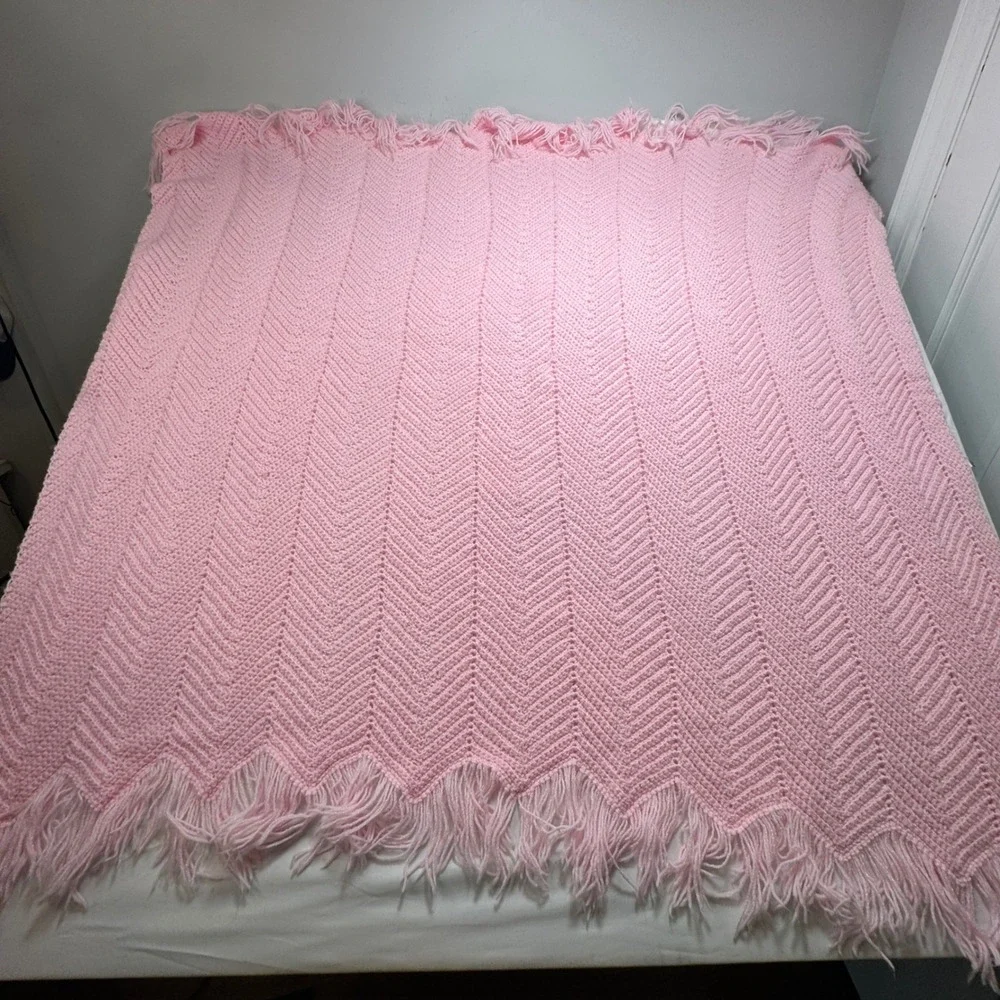 Vintage Crochet Throw Blanket Handmade Pink Chevron Ripple Afghan Shimmer Fringe